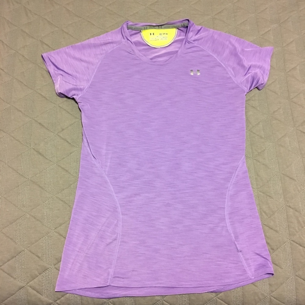 Under Armour Semi Fitted Heat Gear Shirt, XS